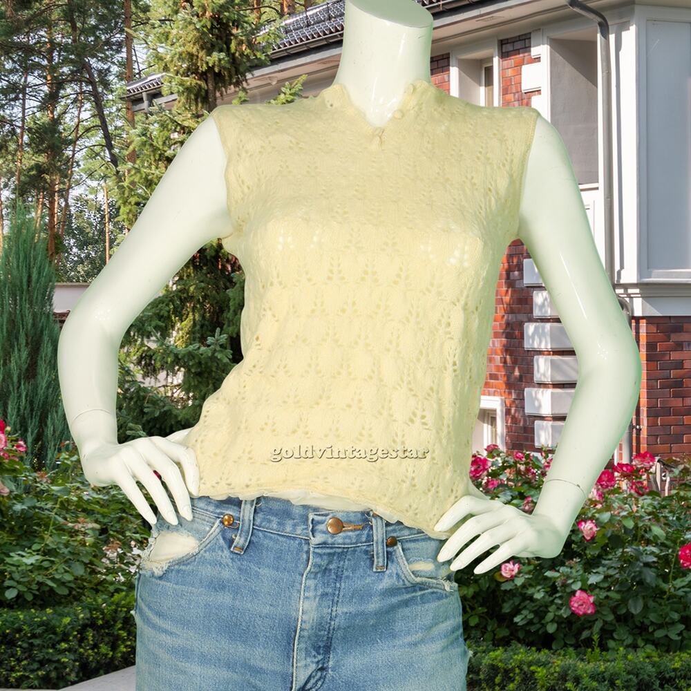 70s Vintage Barbara Lee V Neck Knit Ivory Wool Sweater Vest XS
